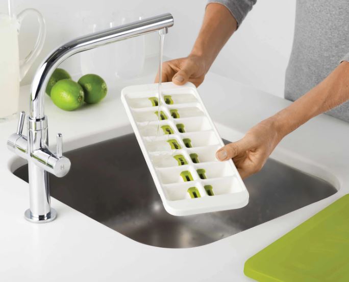 Joseph Joseph QuickSnap™ Plus Green and White Ice Cube Tray