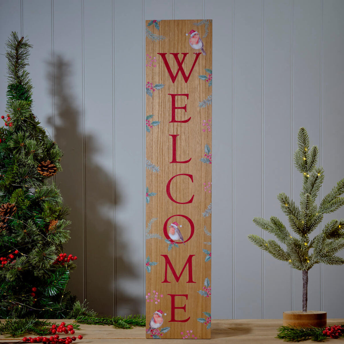 Christmas Welcome Sign with Robins