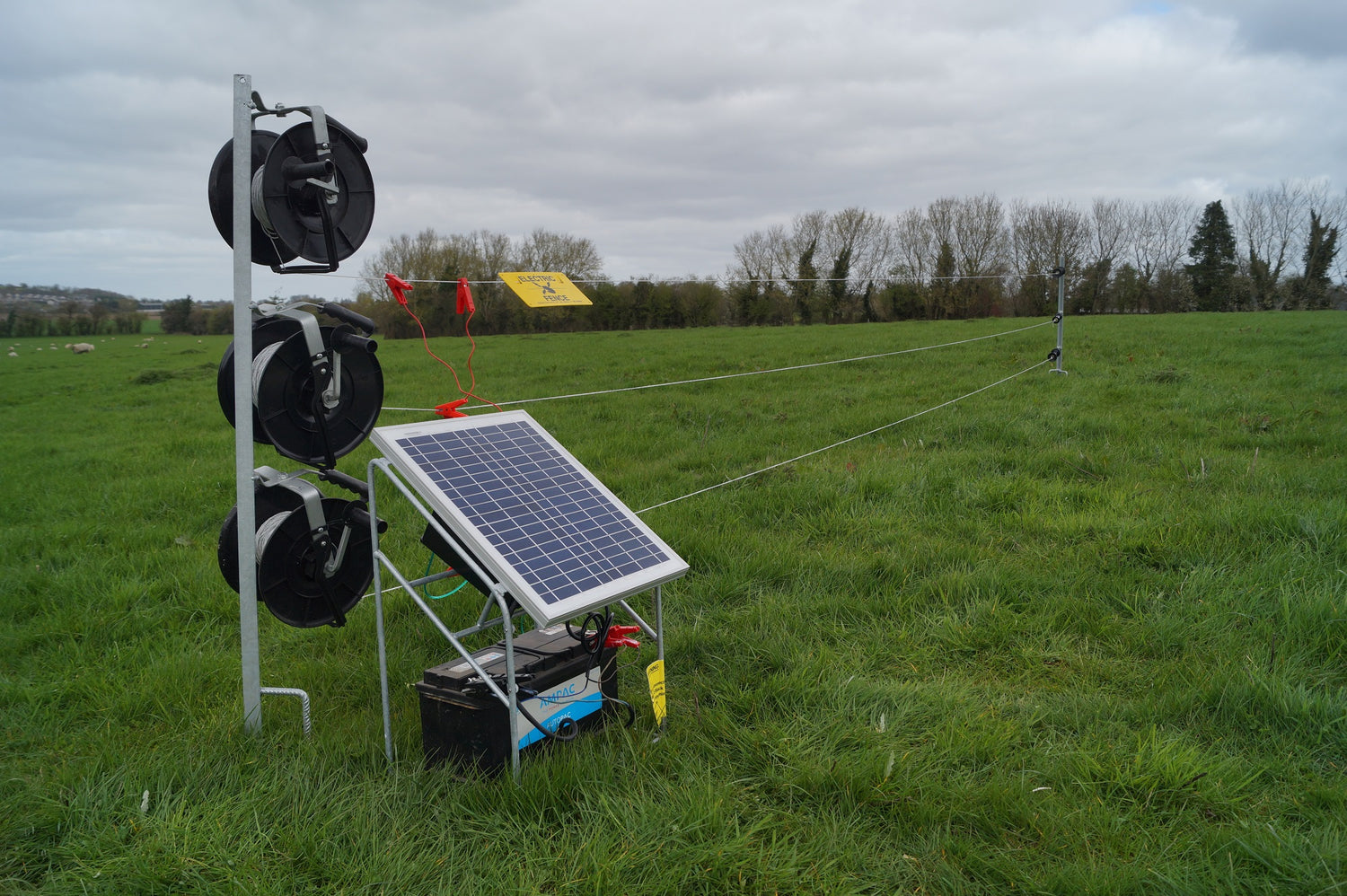 Solar Panel with Regulator & Stand