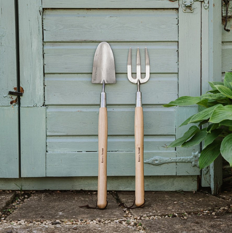 Kent & Stowe Carbon Steel Border Hand Trowel