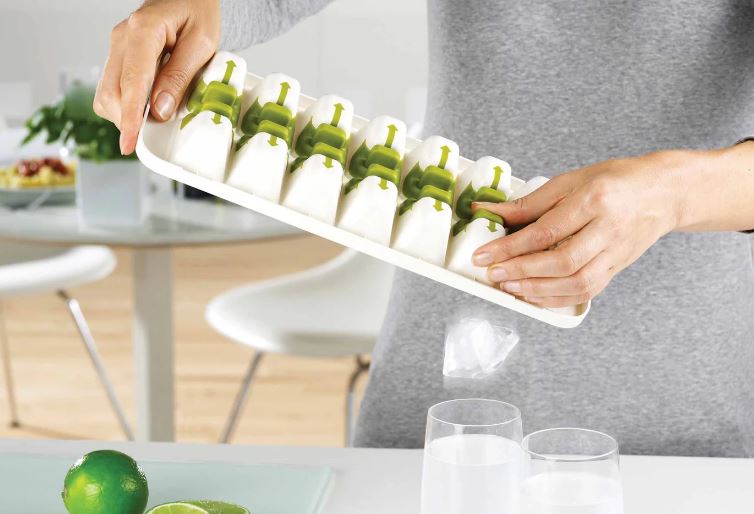 Joseph Joseph QuickSnap™ Plus Green and White Ice Cube Tray