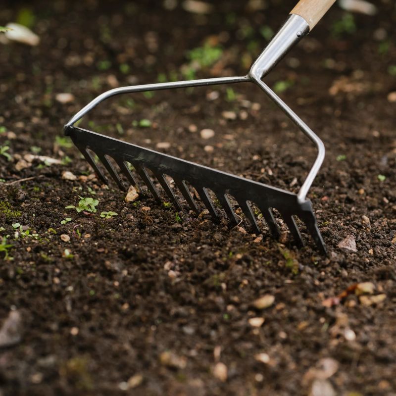 Kent &amp; Stowe Garden Life Soil Rake