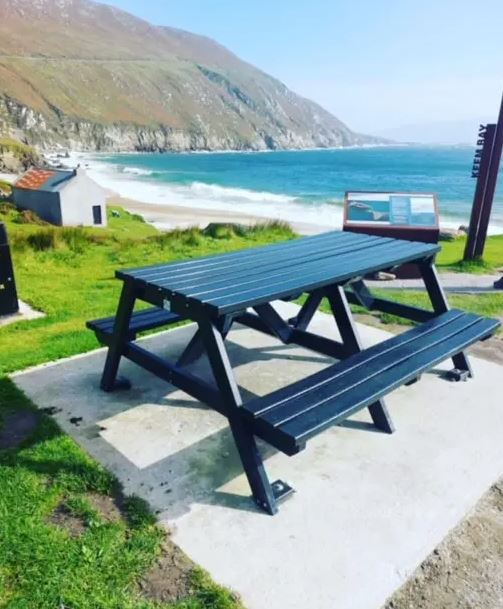 Corrib 6-Seater Picnic Bench