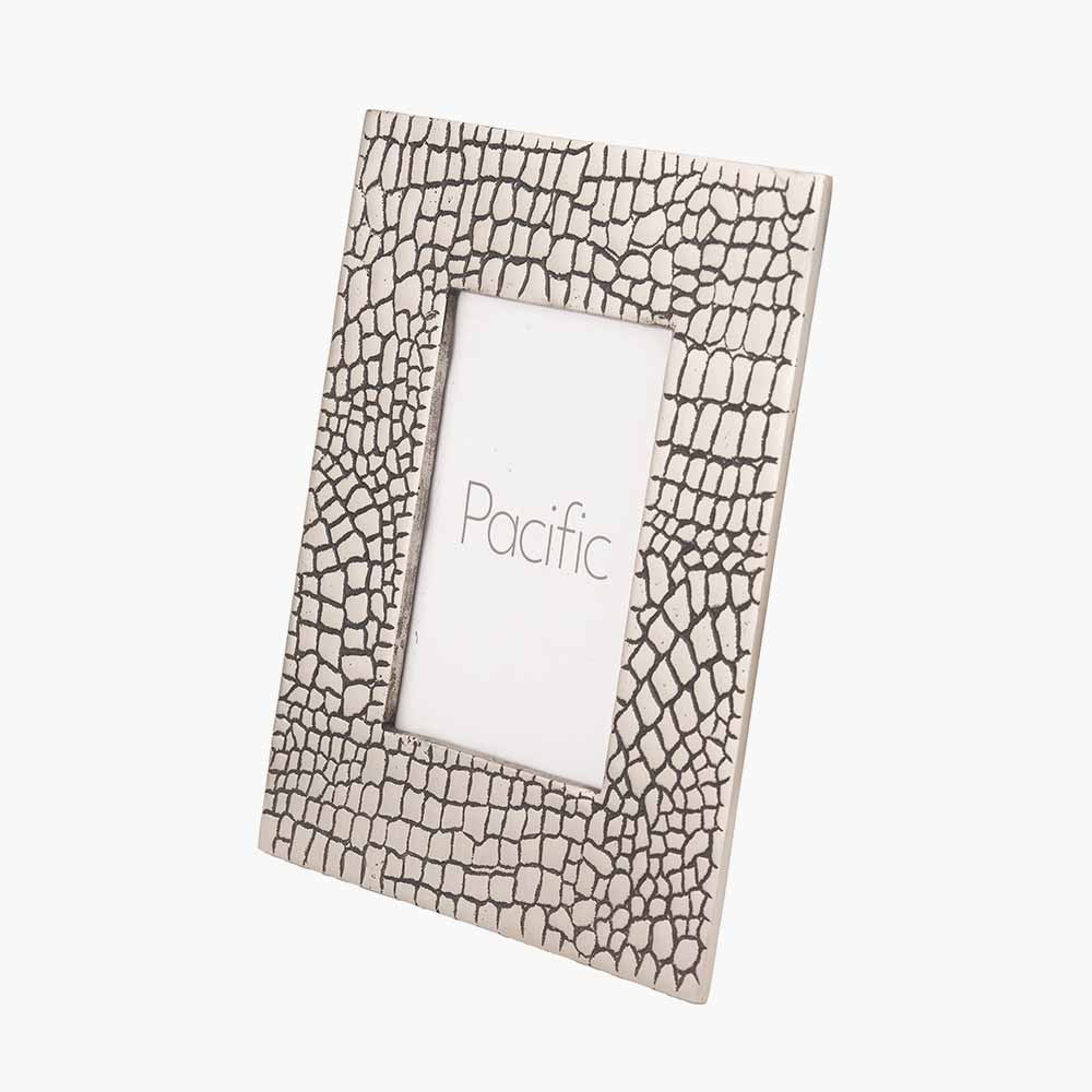 Antique Silver Metal Croc Print 5 x 7&quot; Photo Frame