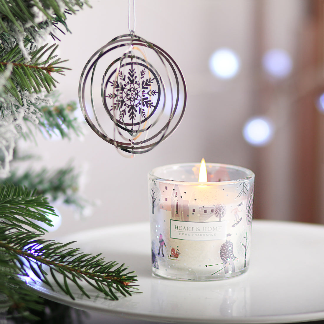 Candle &amp; Tree Decoration Gift Set