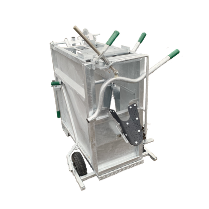 Condon Deluxe Calf Dehorning Crate