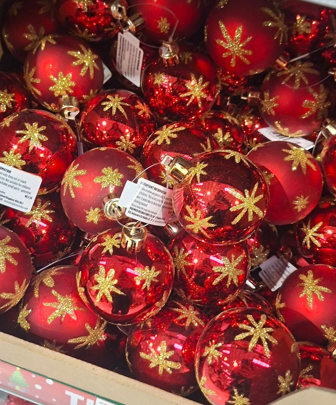 Red Big Stars Cluster Baubles - 60mm - 3 Piece