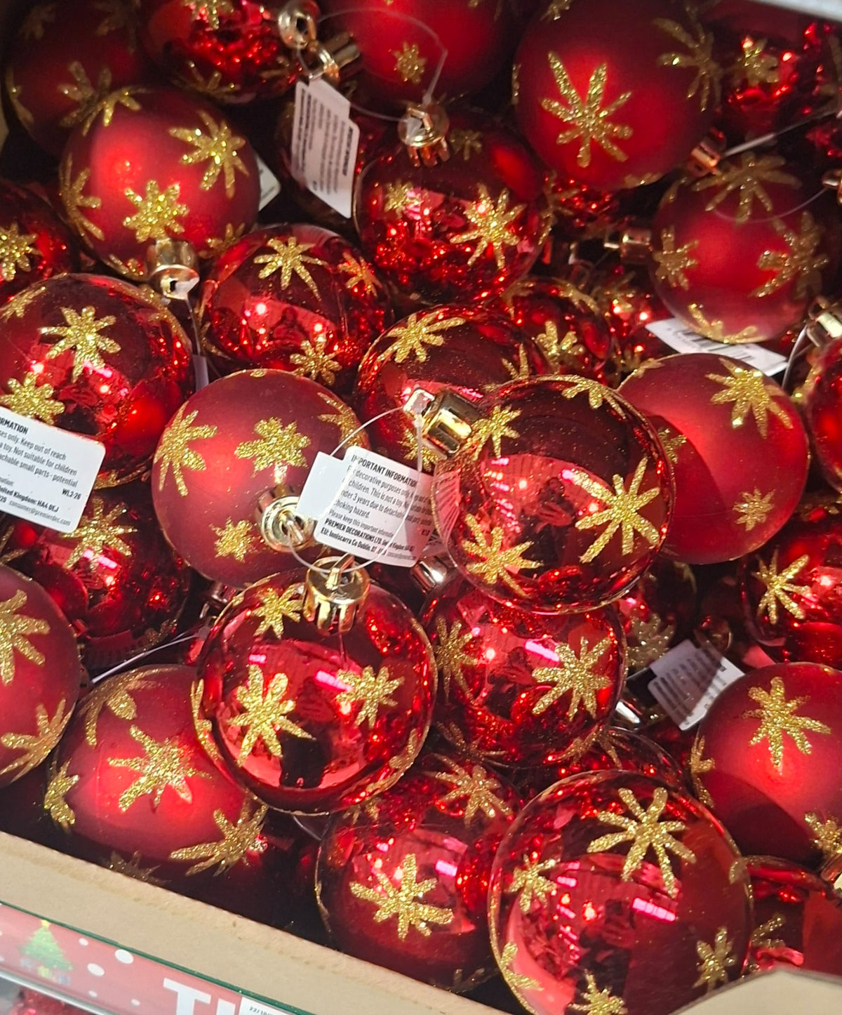 Red Big Stars Cluster Baubles - 60mm - 3 Piece