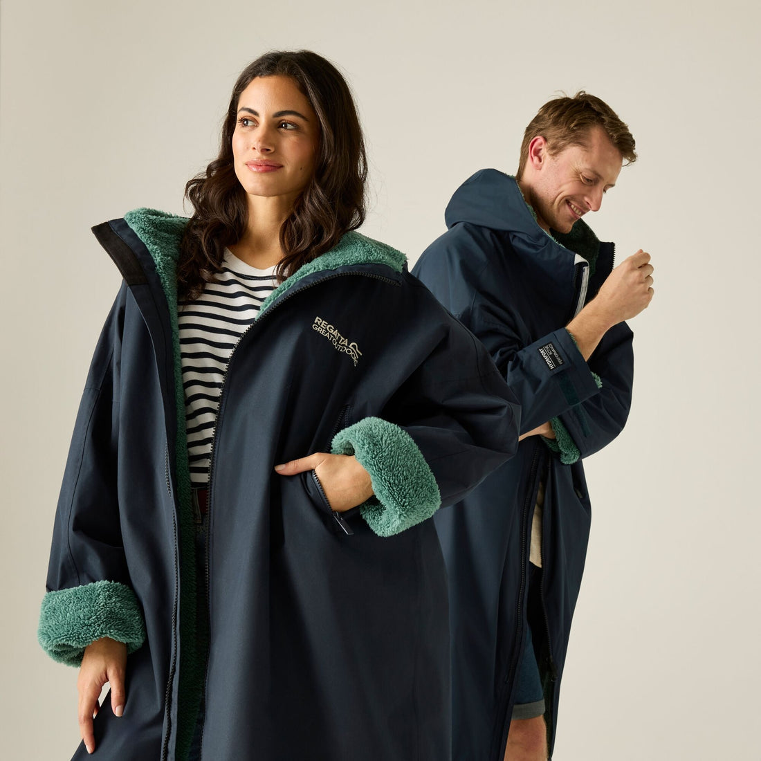 Regatta Adult Waterproof Robe - Navy &amp; Ivy Moss