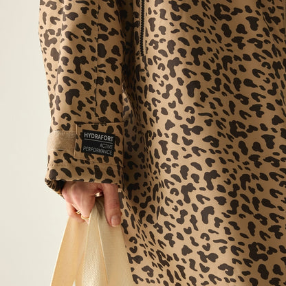 Regatta Adult Waterproof Robe - Abstract Leopard Spot