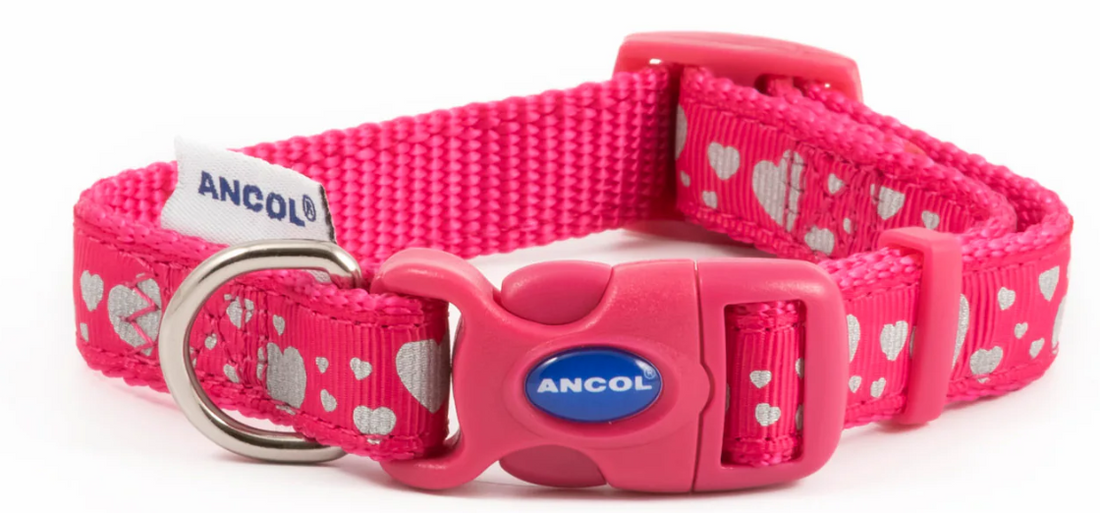 Pink Reflective Hearts Adjustable Collar