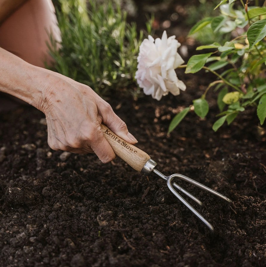 Kent &amp; Stowe Garden Life Stainless Steel Hand Cultivator