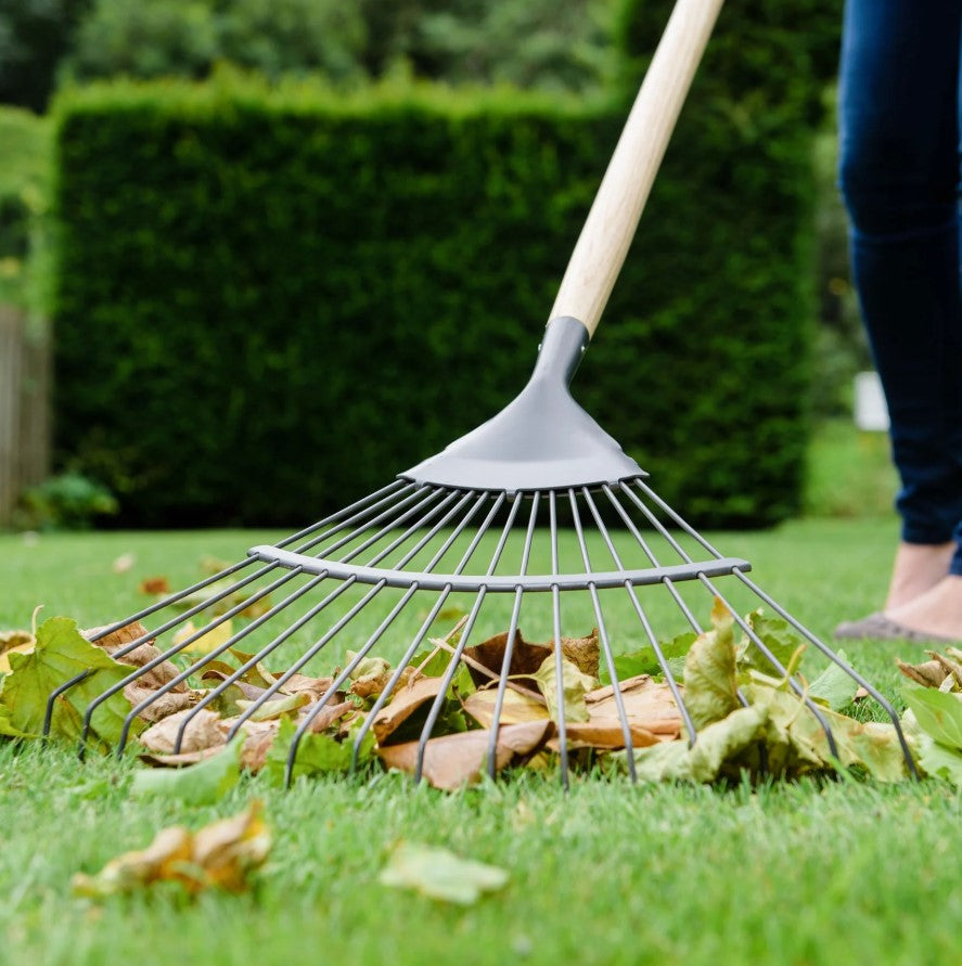 Kent &amp; Stowe Carbon Steel Lawn Leaf Rake