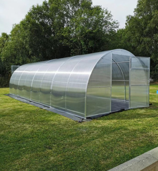 Classic Polycarbonate Greenhouse 3m X 8m
