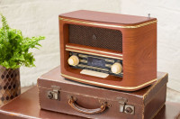 Wooden Style Traditional Radio